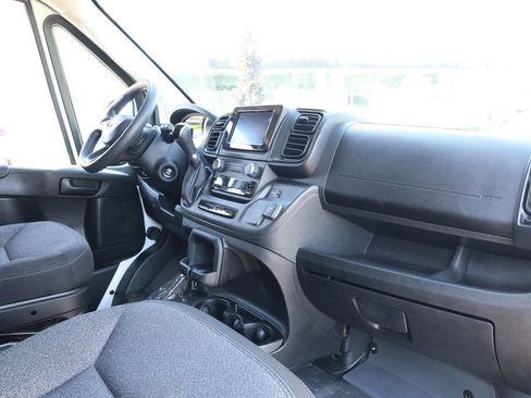 Used 2023 RAM ProMaster 2500 FWD image 26