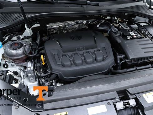 Used 2023 Volkswagen Tiguan SE R-Line FWD image 27