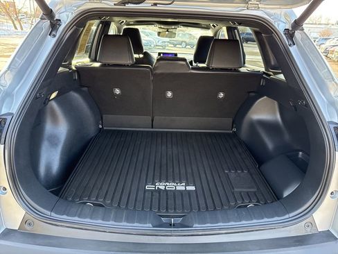 Used 2024 Toyota Corolla Cross XSE w/ Convenience Package image 42