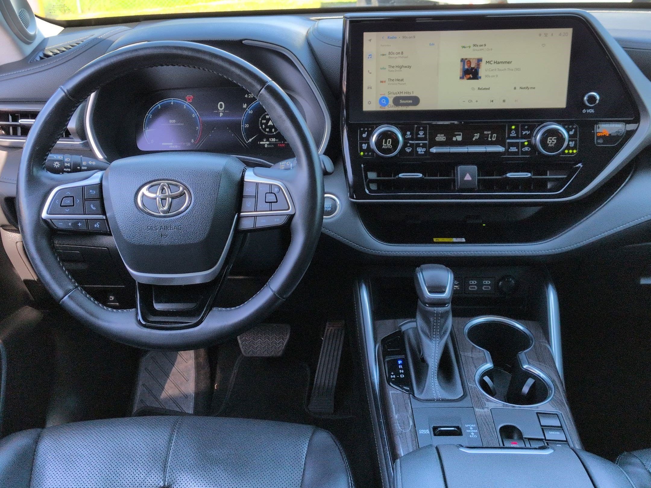 Used 2023 Toyota Highlander Limited FWD image 31
