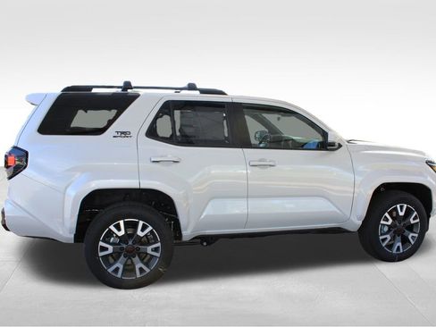 New 2026 Toyota 4Runner TRD Sport AWD/4WD image 17