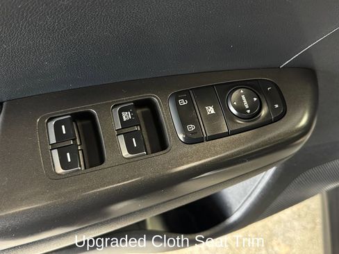 Used 2020 Kia Sportage LX AWD/4WD image 11