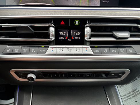 Used 2023 BMW X5 sDrive40i w/ Parking Assistance Package image 16