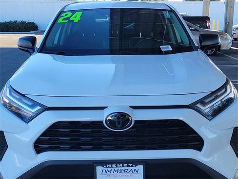 Used 2024 Toyota RAV4 LE image 29