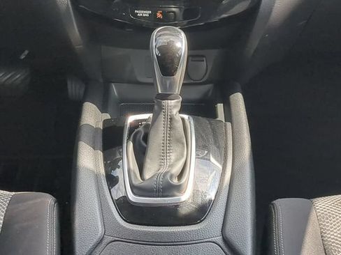 Used 2019 Nissan Rogue Sport SV FWD image 18
