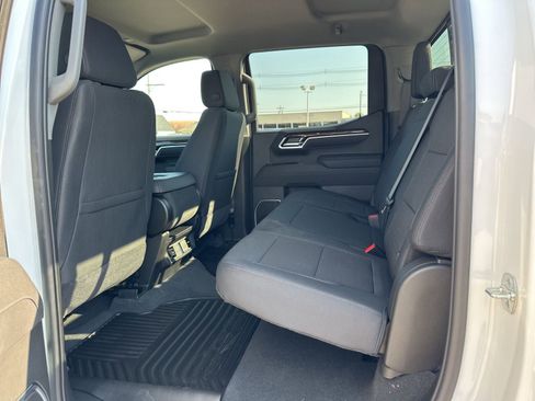 New 2026 GMC Sierra 1500 SLE w/ X31 Off-Road Package image 17