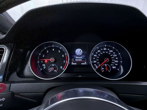 Used 2020 Volkswagen GTI SE image 19