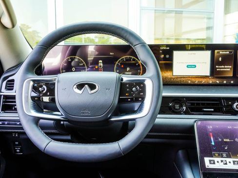 New 2026 INFINITI QX80 Pure AWD/4WD image 17