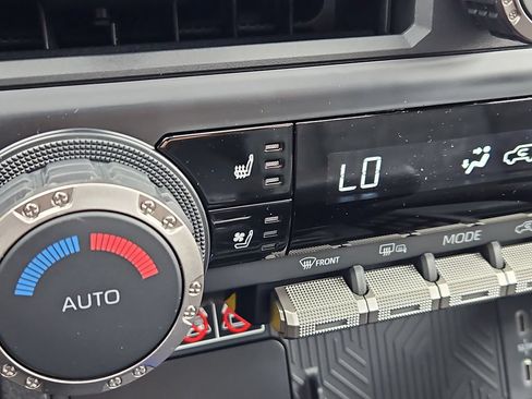 New 2026 Toyota 4Runner 4WD image 13