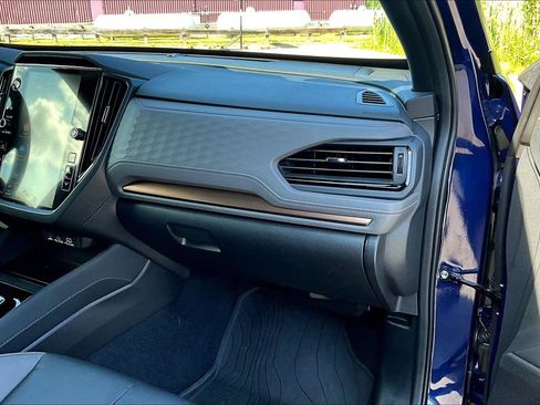 Used 2025 Subaru Forester Sport image 16