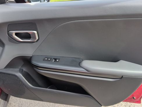 Used 2025 Kia K4 FWD image 32