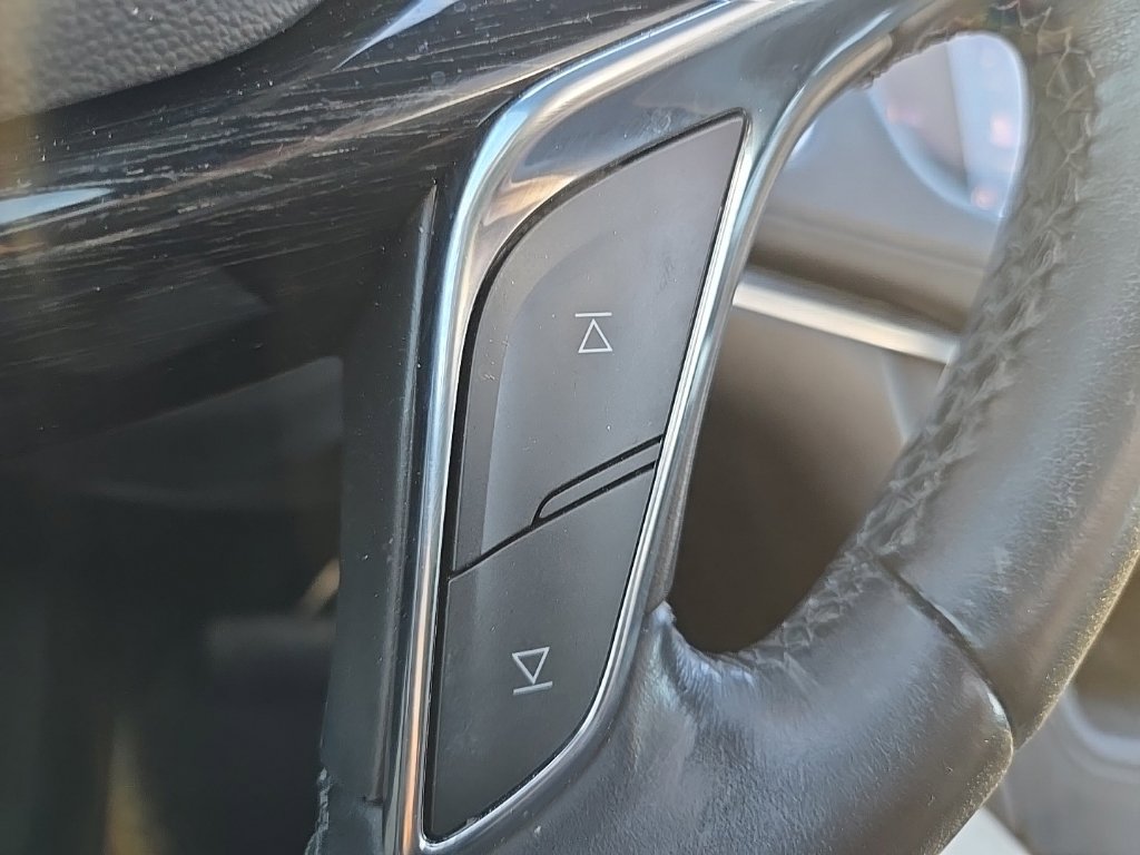 Used 2020 Cadillac XT5 Premium Luxury AWD/4WD image 23