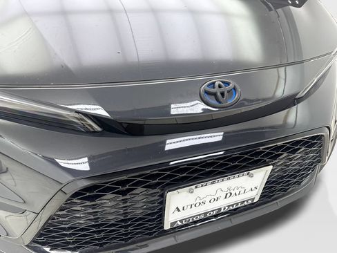 Used 2025 Toyota Corolla SE FWD image 26