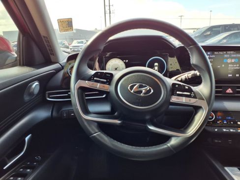 Used 2021 Hyundai Elantra SEL w/ Convenience Package FWD image 15