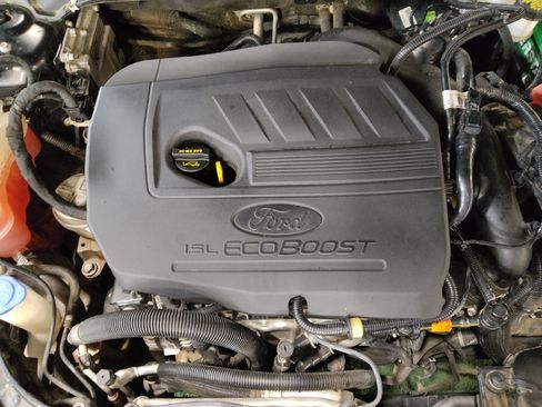 Used 2018 Ford Fusion SE w/ Fusion SE Technology Package image 30