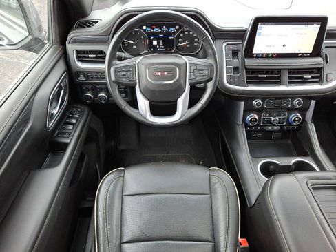 Used 2021 GMC Yukon SLT w/ SLT Luxury Plus Package image 14