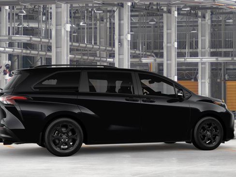 New 2026 Toyota Sienna XLE Woodland Edition image 12