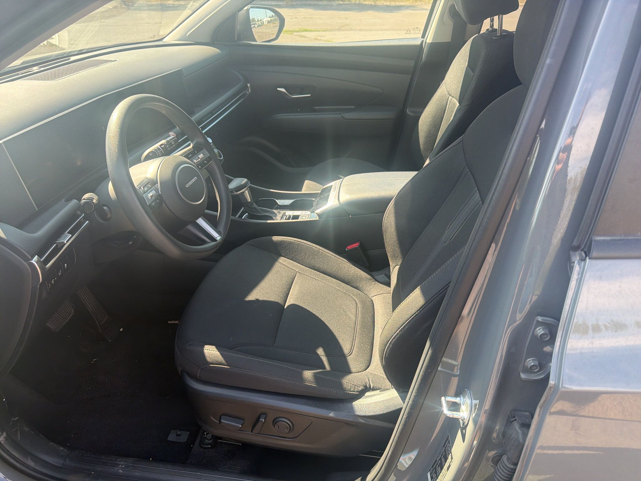 Used 2025 Hyundai Tucson SEL FWD image 10