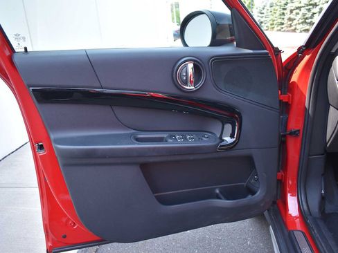 Used 2022 MINI Cooper Countryman S FWD image 17