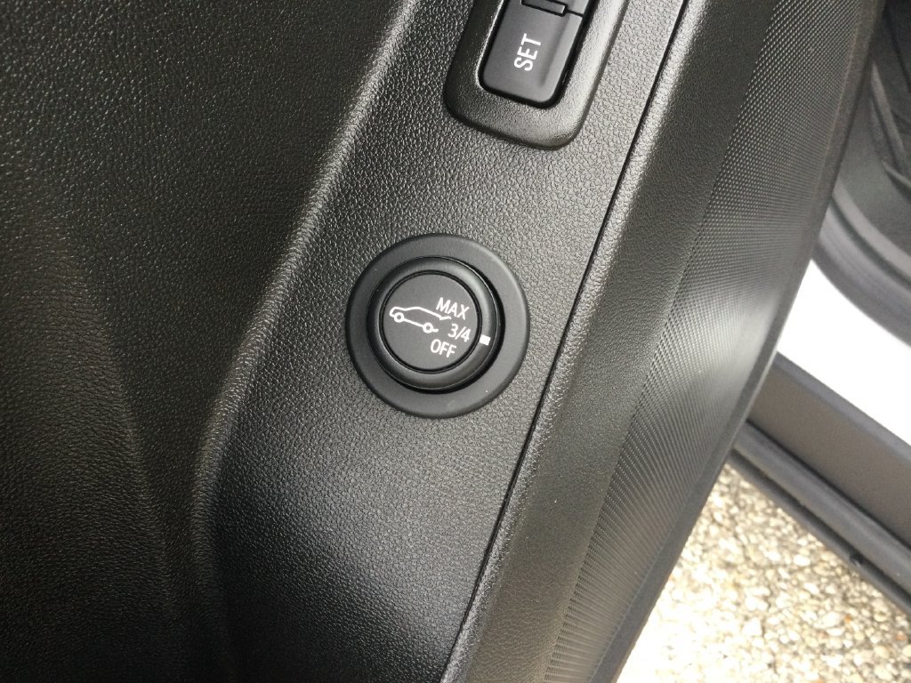 Used 2024 Chevrolet Equinox Premier FWD image 13