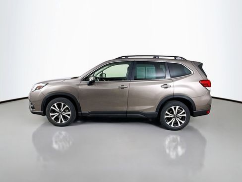 Used 2023 Subaru Forester Limited AWD/4WD image 4