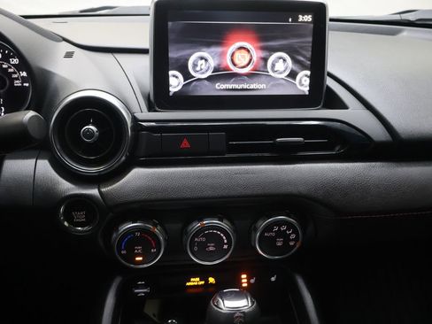 Used 2017 MAZDA MX-5 Miata RF Grand Touring image 19