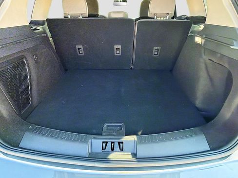 Used 2025 Lincoln Corsair FWD image 27