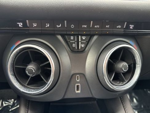 Used 2022 Chevrolet Blazer LT FWD image 28