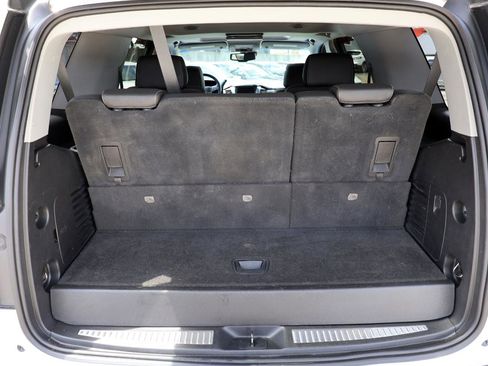 Used 2019 Chevrolet Tahoe LT RWD image 6