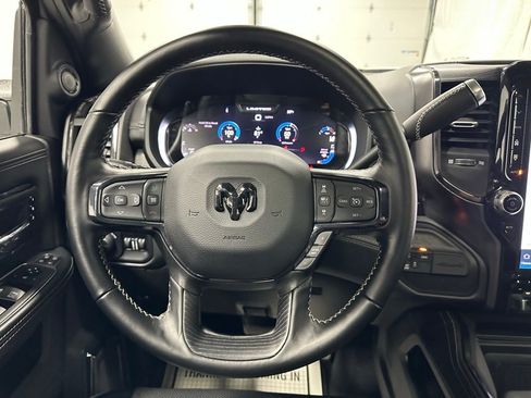 Used 2024 RAM 2500 Limited image 19