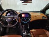 Used 2018 Chevrolet Cruze Premier image 4