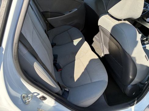Used 2013 Hyundai Accent GS image 13