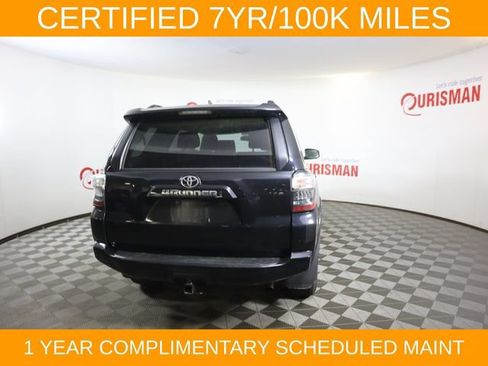 Used 2024 Toyota 4Runner SR5 RWD image 33