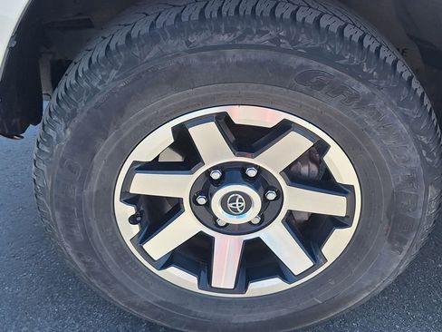 Used 2023 Toyota 4Runner TRD Off-Road Premium w/ Moonroof Package image 30