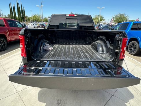 New 2026 RAM 1500 Big Horn AWD/4WD image 17