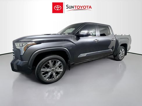 Used 2024 Toyota Tundra Capstone AWD/4WD image 9