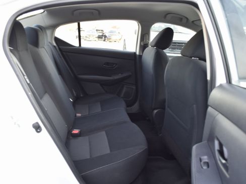 Used 2024 Nissan Sentra SV image 22