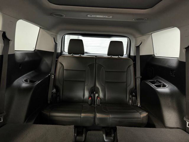 Used 2023 GMC Acadia AT4 w/ GMC Pro Grade Package AWD/4WD image 32