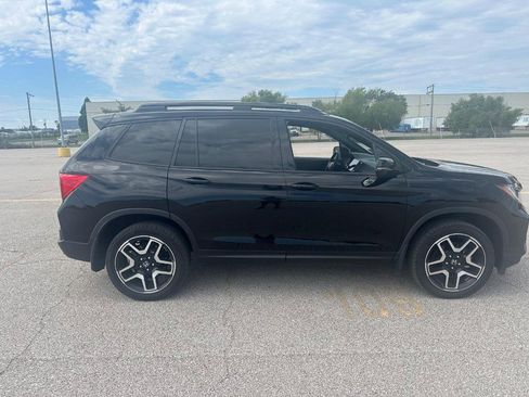 Used 2023 Honda Passport Elite image 2