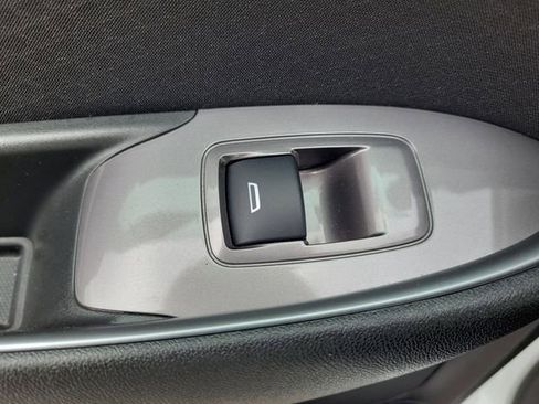 Used 2023 Chevrolet Malibu LT FWD image 17