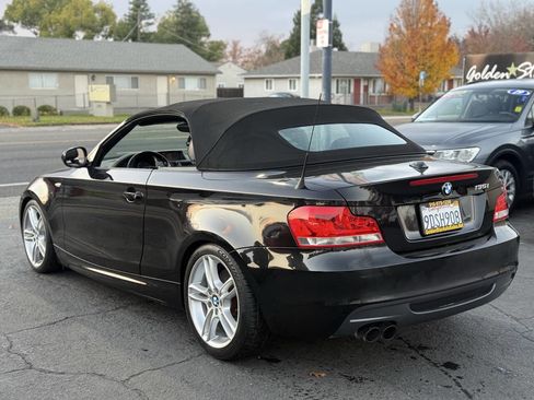 Used 2012 BMW 135i Convertible image 24