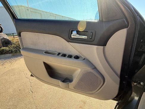 Used 2006 Ford Fusion SEL image 23