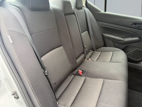 Used 2024 Nissan Altima 2.5 SV FWD image 18