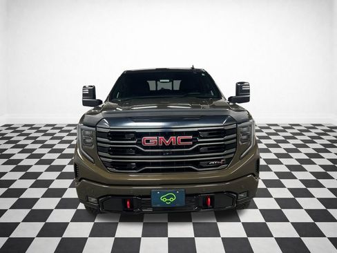 Certified 2023 GMC Sierra 1500 AT4 w/ Technology Package AWD/4WD image 4