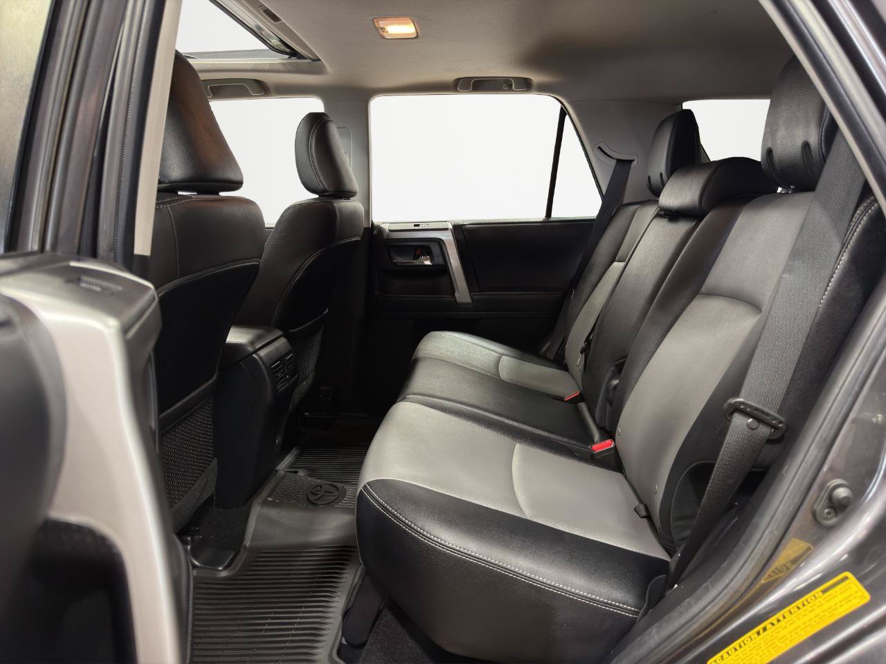 Used 2022 Toyota 4Runner SR5 Premium RWD image 27