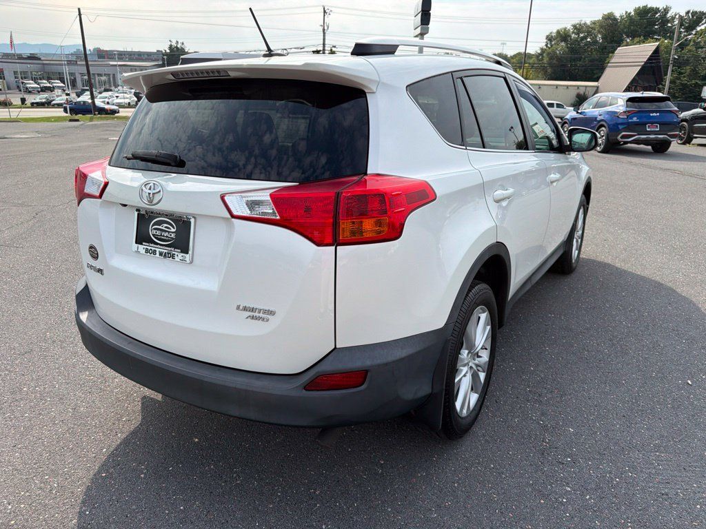 Used 2014 Toyota RAV4 Limited w/ Technology Package AWD/4WD image 5