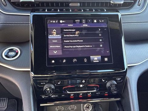 New 2025 Jeep Grand Cherokee L Altitude RWD image 18