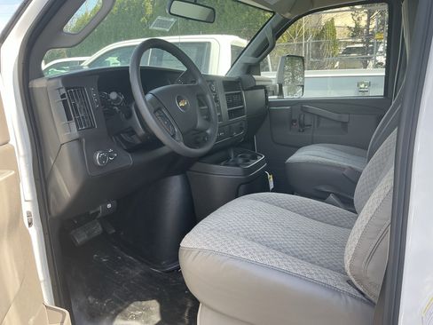 New 2026 Chevrolet Express 3500 w/ Power Convenience Package RWD image 11