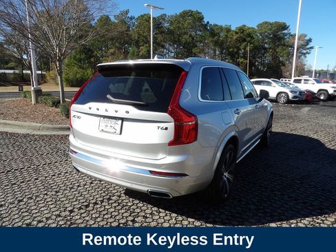 Used 2021 Volvo XC90 T6 Inscription image 6