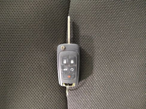 Used 2014 Chevrolet Cruze LT w/ Technology Package FWD image 32
